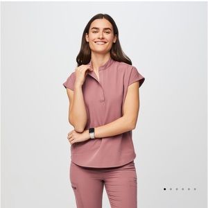 NWT Figs mauve set size M Rafaela Yola